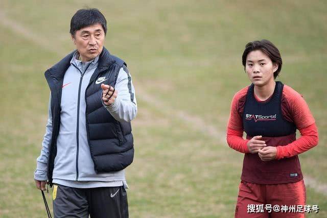 伦纳德交易或促使猛龙续约全明星前锋